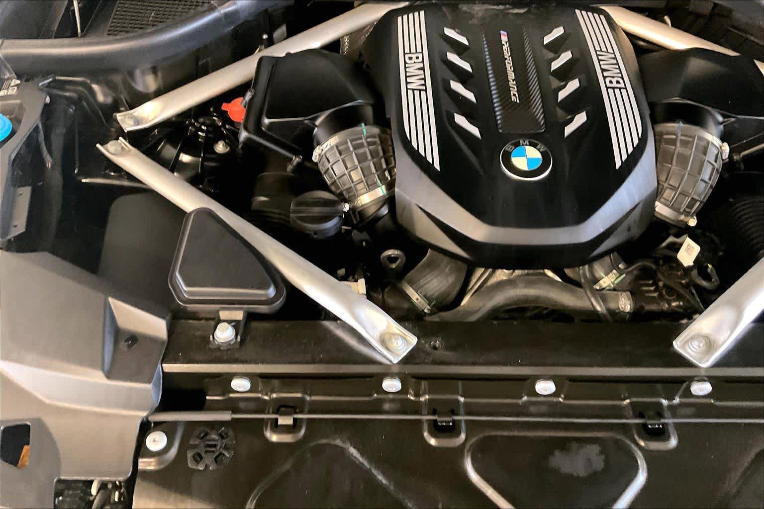 Used 2020 BMW X5 M50i w/ Executive Package AWD/4WD image 29