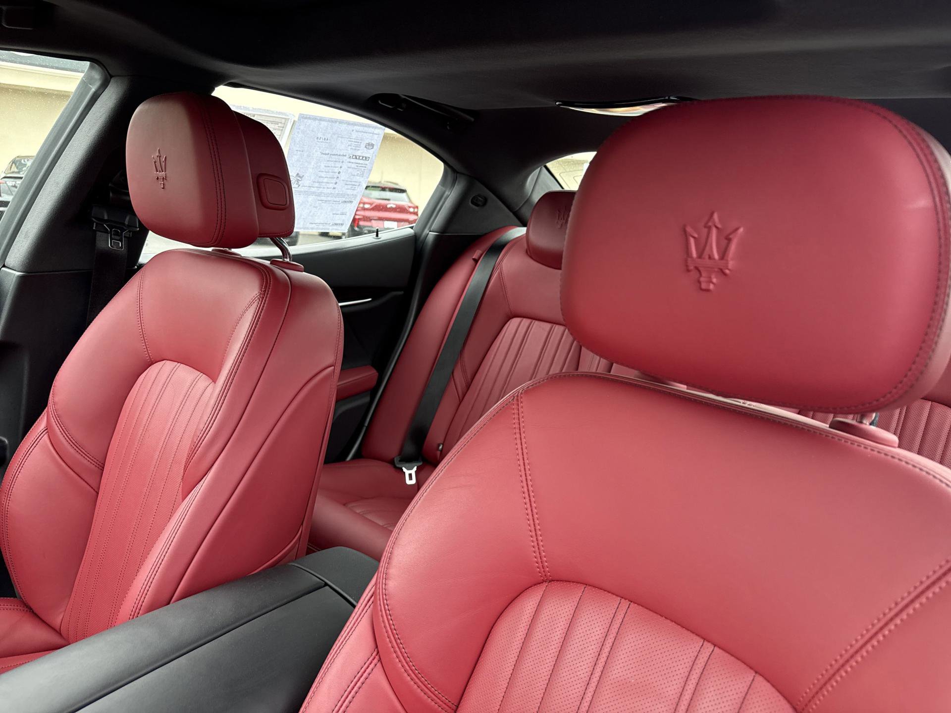 Used 2023 Maserati Ghibli Modena Q4 image 10