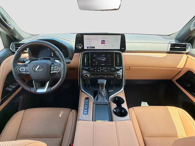 New 2026 Lexus LX 600 4WD w/ Luxury Package image 17