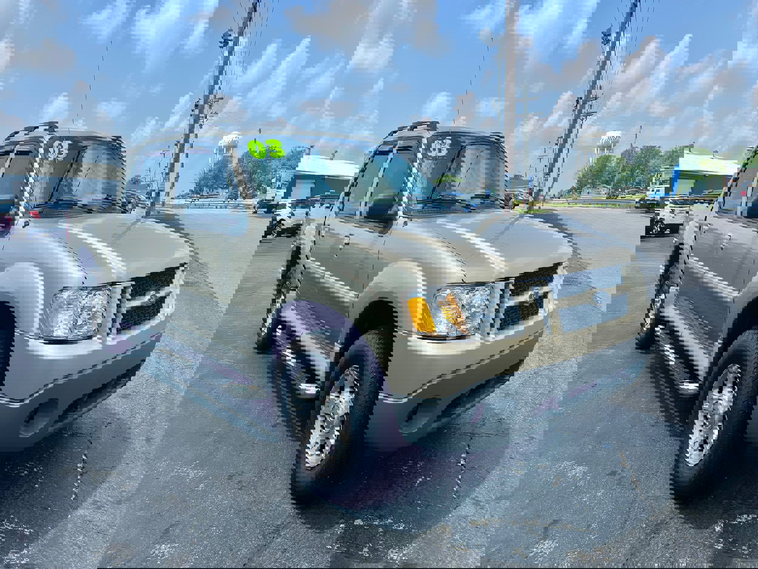 Used 2003 Ford Explorer Sport Trac XLT image 3