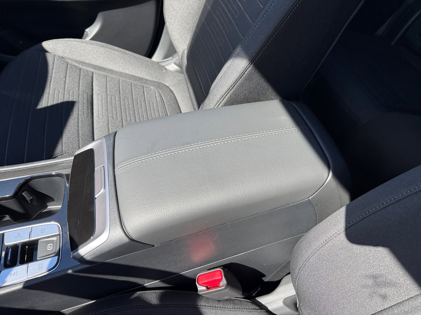 Certified 2026 Hyundai Santa Cruz SE image 14