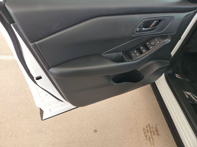 Certified 2025 Nissan Rogue S FWD image 28