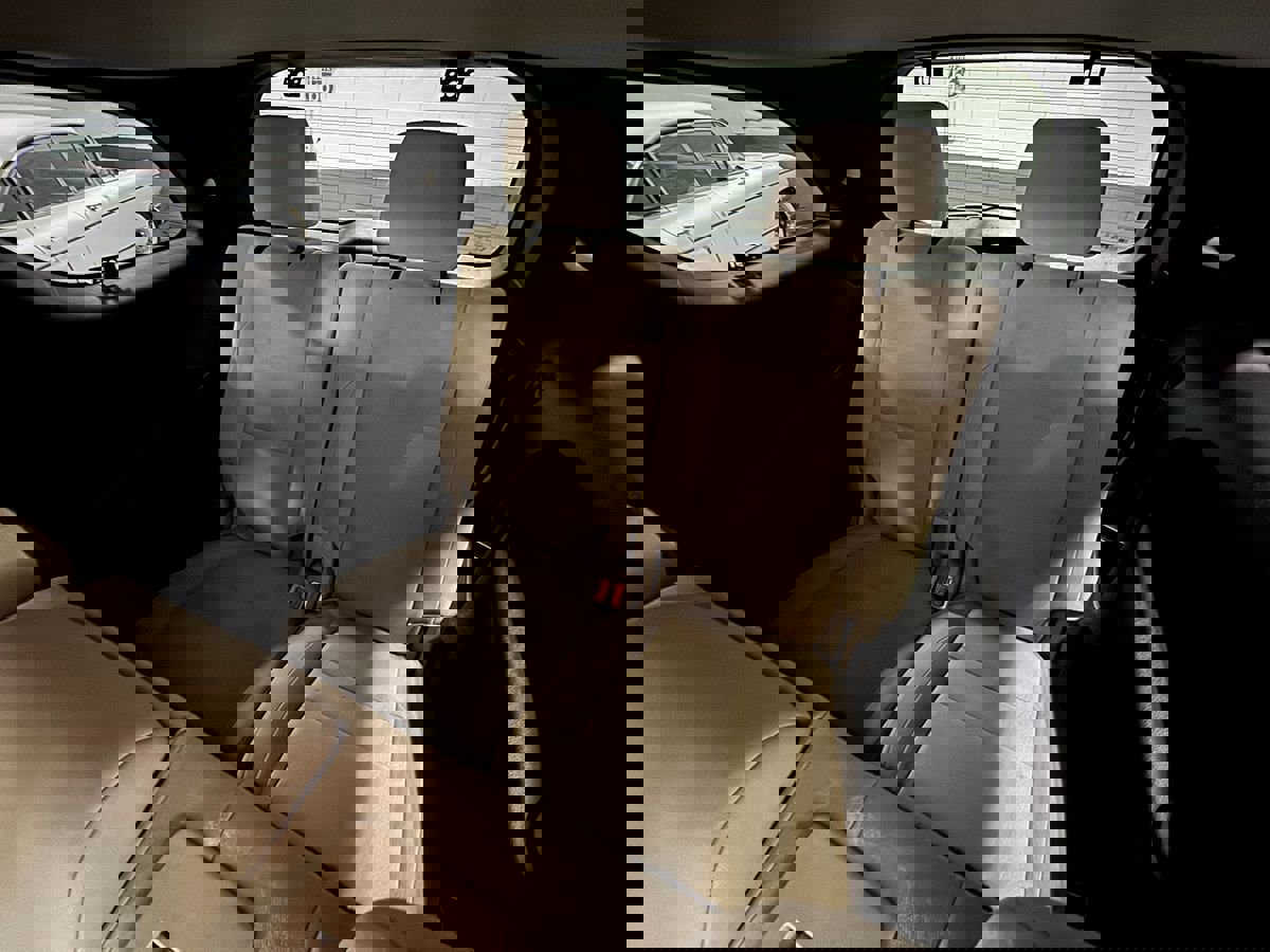 Used 2019 Dodge Durango SXT image 20