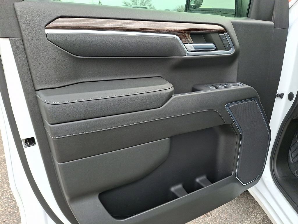 Used 2023 GMC Sierra 1500 Elevation image 14