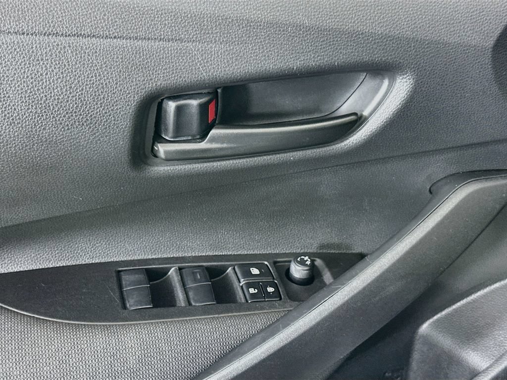 Certified 2025 Toyota Corolla LE FWD image 17