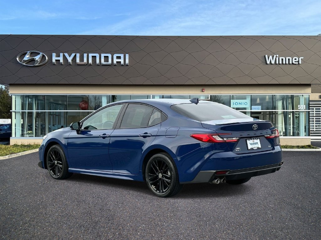 Used 2025 Toyota Camry SE w/ Convenience Package AWD/4WD image 2