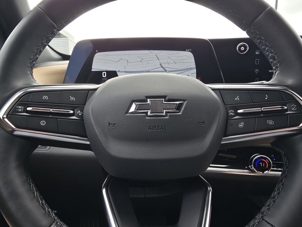 Used 2026 Chevrolet Equinox ACTIV w/ Convenience Package III image 35