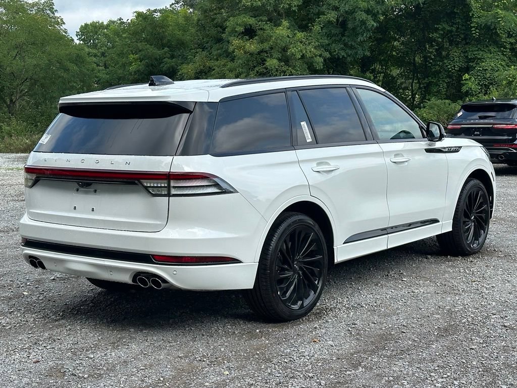 New 2026 Lincoln Aviator Reserve w/ Jet Appearance Package AWD/4WD image 36