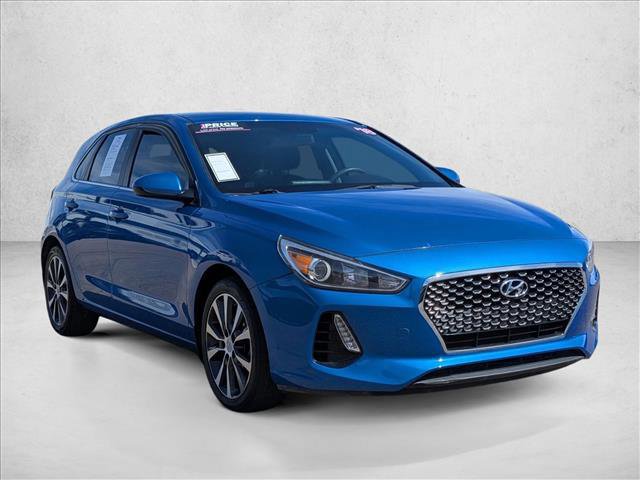 Used 2018 Hyundai Elantra GT image 3