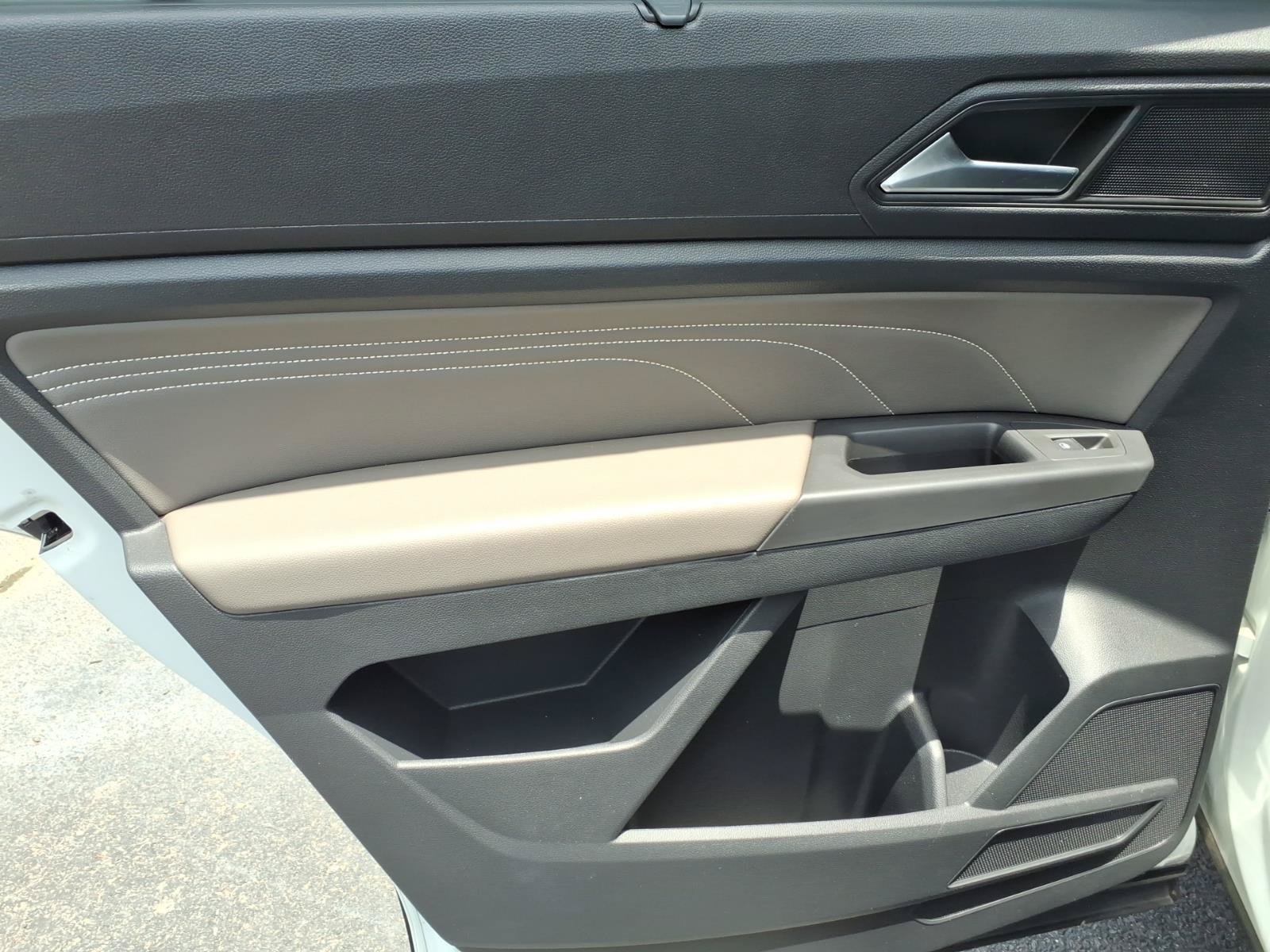 Certified 2022 Volkswagen Atlas SE FWD image 14