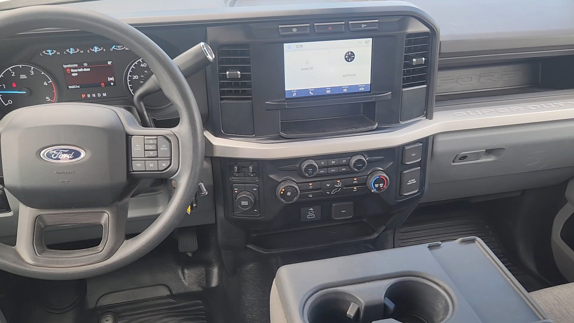 Used 2024 Ford F550 4x4 Crew Cab Super Duty image 17