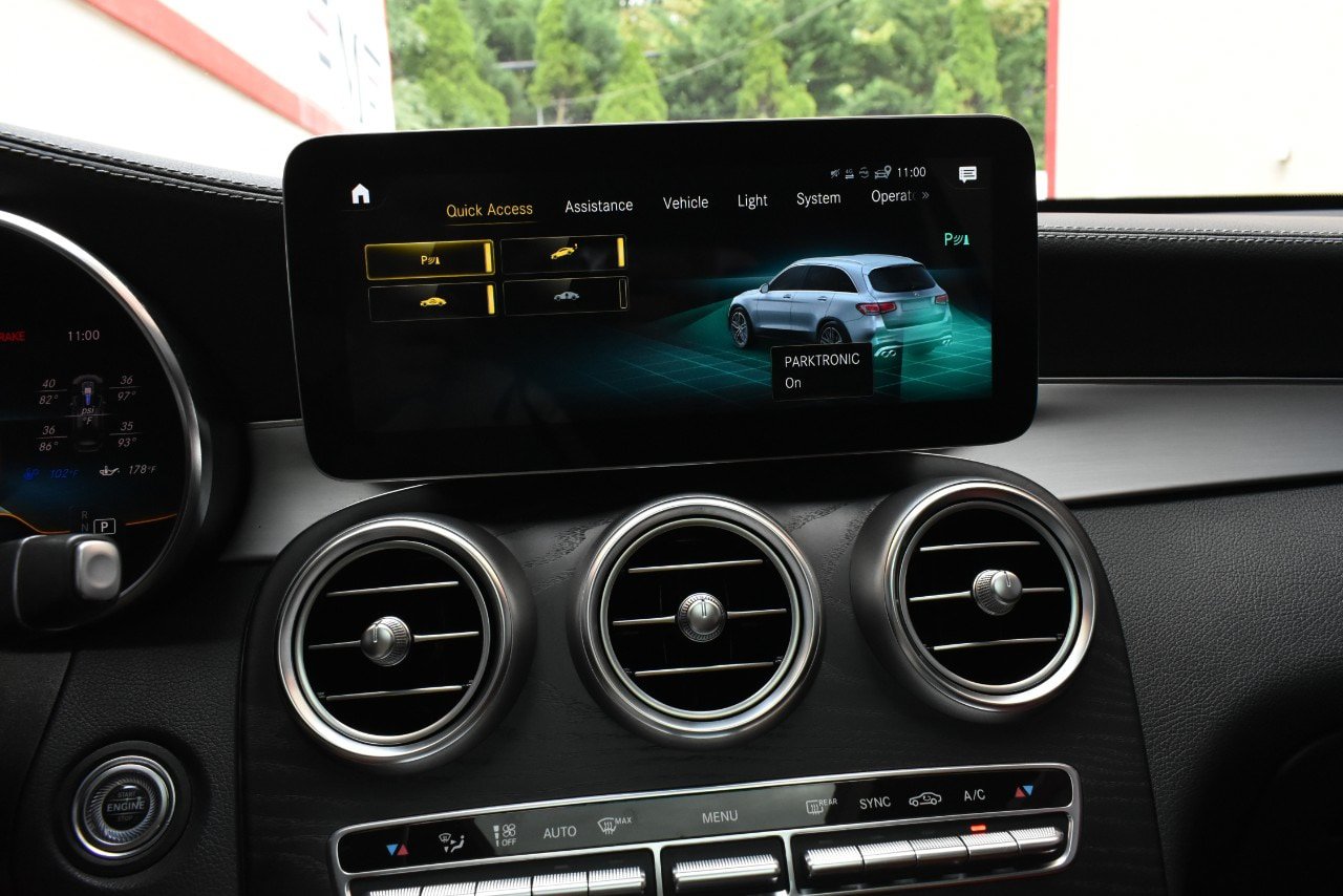 Used 2022 Mercedes-Benz GLC 43 AMG 4MATIC image 28