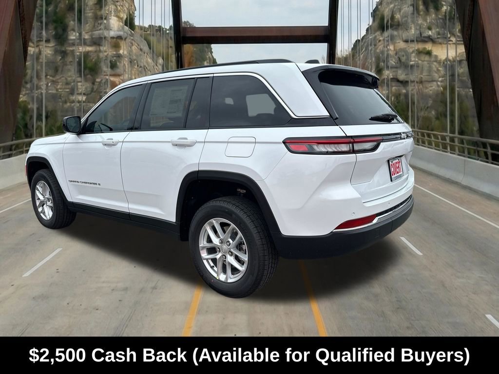 New 2026 Jeep Grand Cherokee Laredo RWD image 7