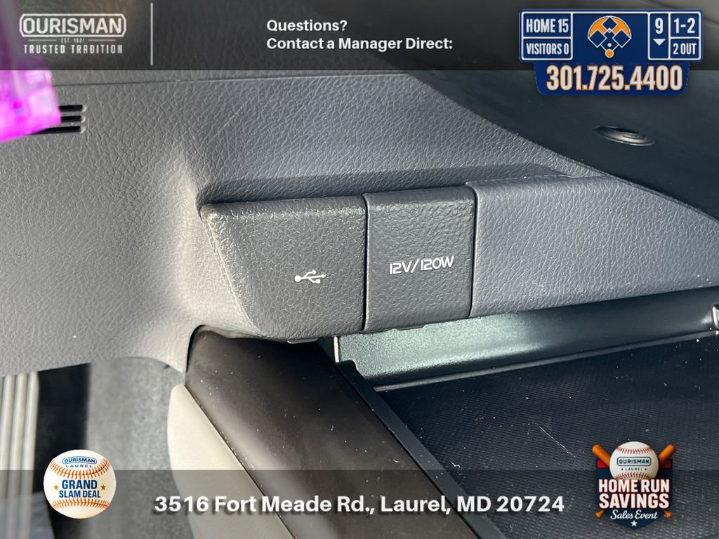 Used 2024 Toyota Camry SE FWD image 26