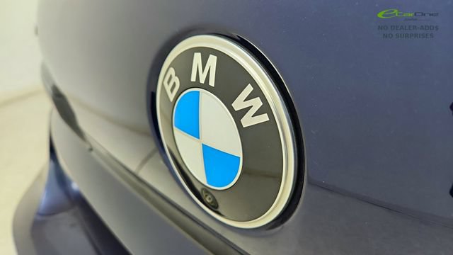 Used 2023 BMW 760i xDrive AWD/4WD image 16