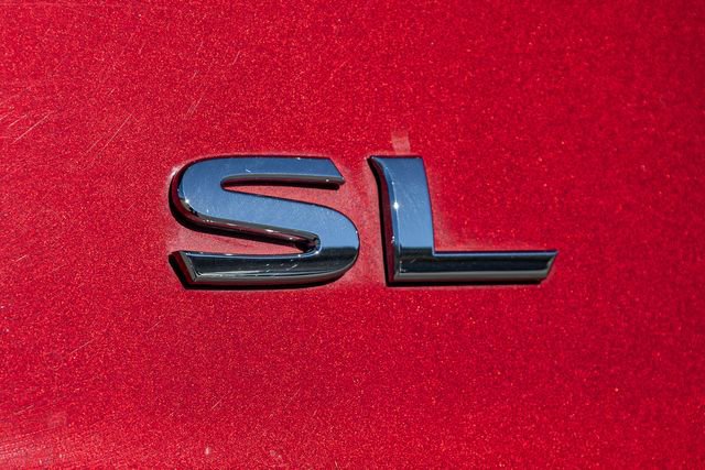 Used 2023 Nissan Rogue SL w/ SL Premium Package image 5