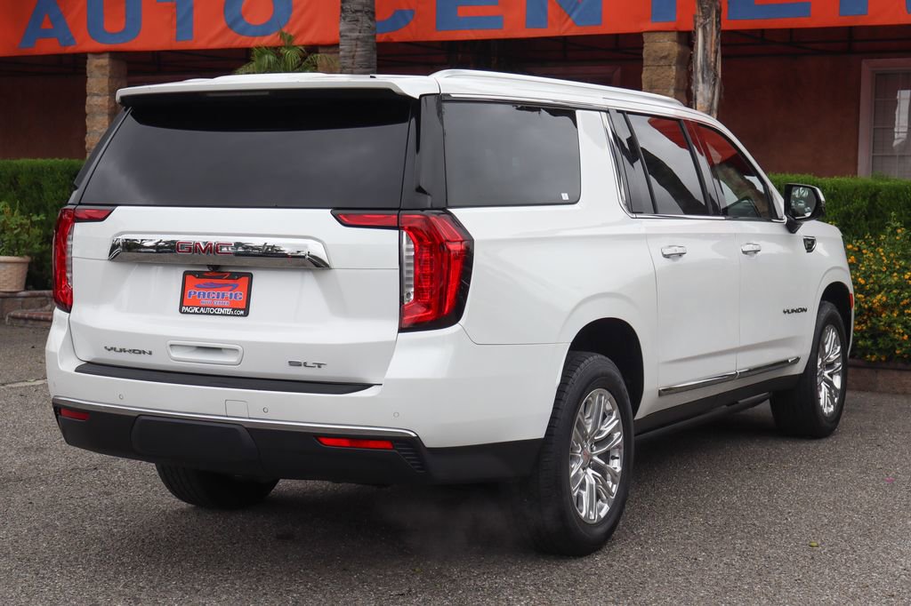 Used 2021 GMC Yukon XL SLT w/ SLT Premium Package image 9