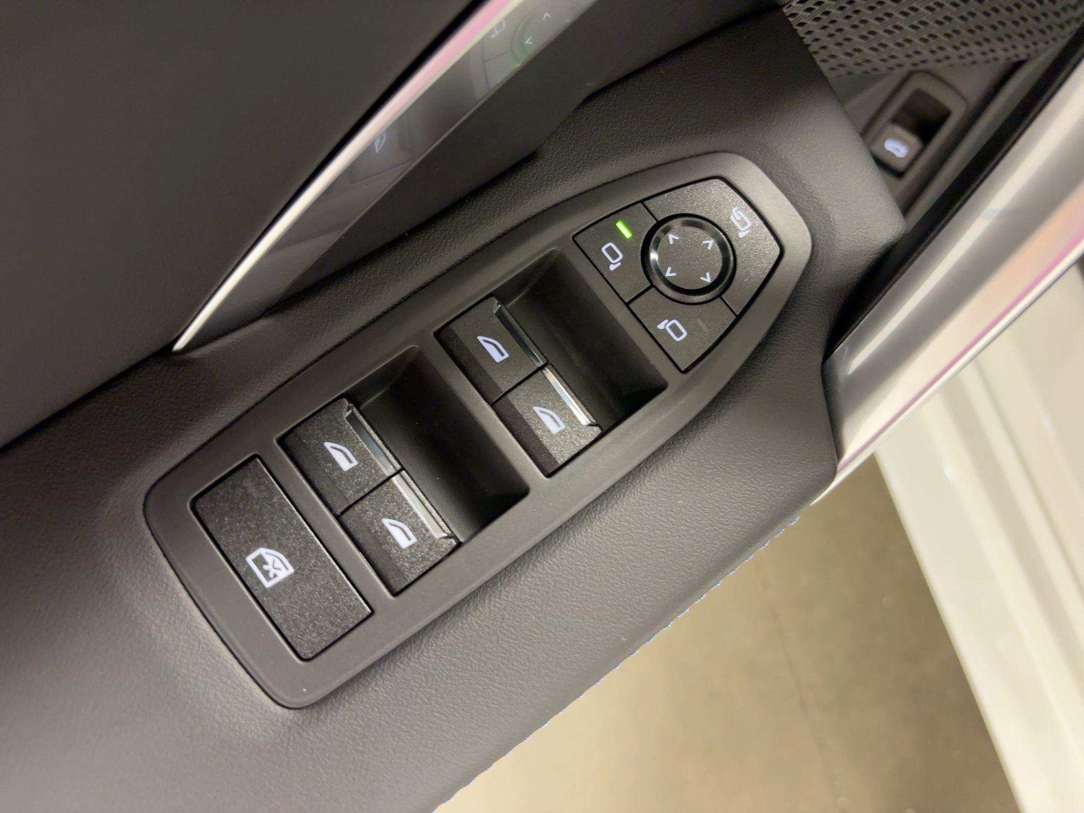 New 2026 BMW X2 xDrive28i w/ Technology Package image 20