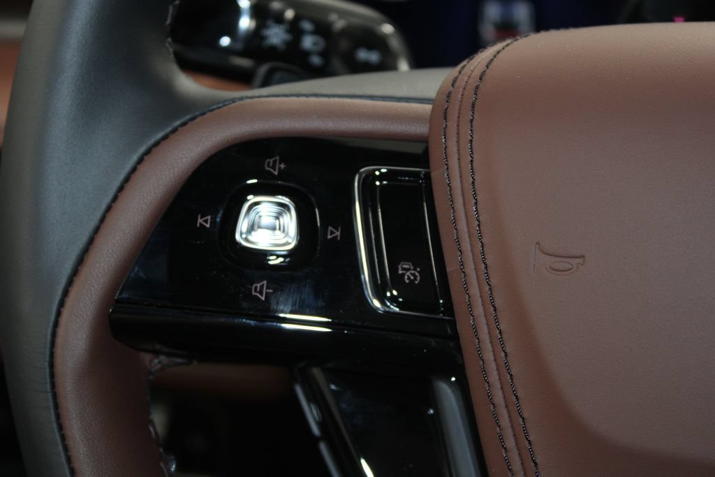New 2026 Lincoln Aviator Reserve AWD/4WD image 39