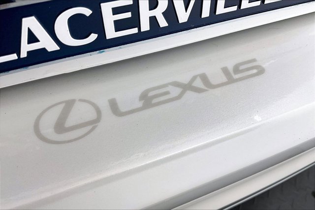 Used 2025 Lexus ES 300h w/ Premium Package image 32