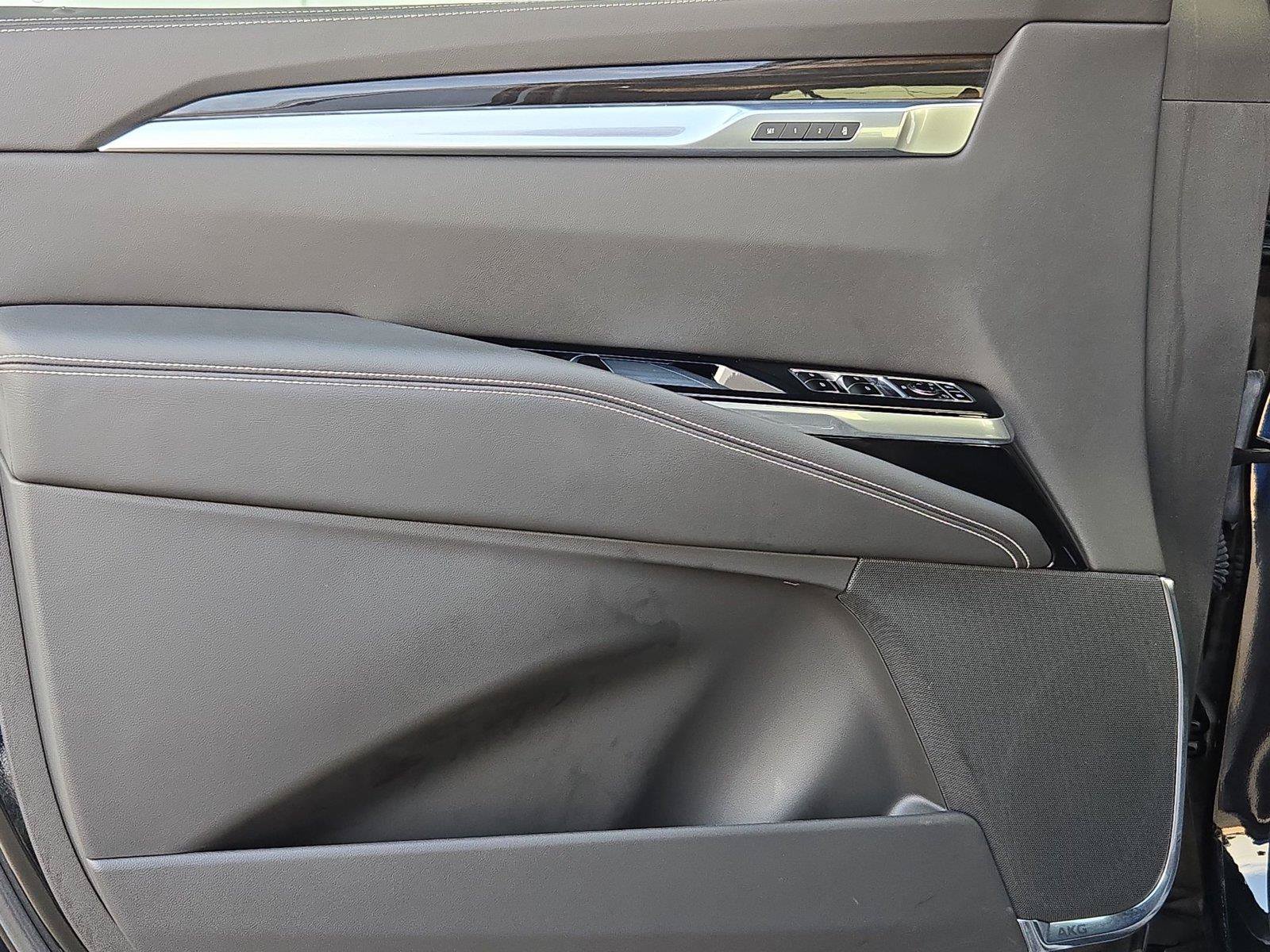Certified 2025 Cadillac Escalade Luxury RWD image 24