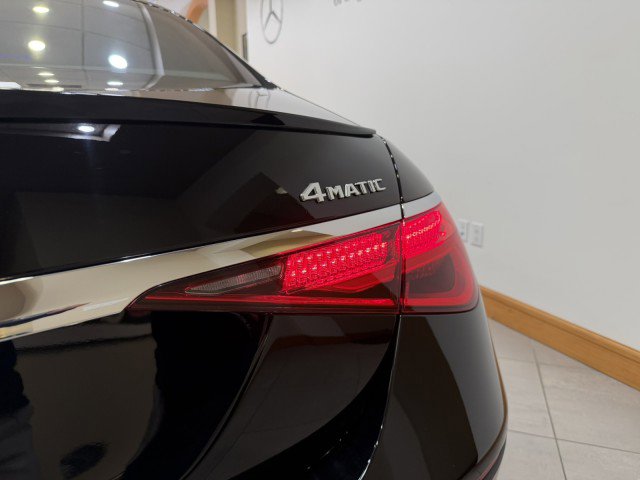 Certified 2025 Mercedes-Benz S 580 4MATIC Sedan image 29