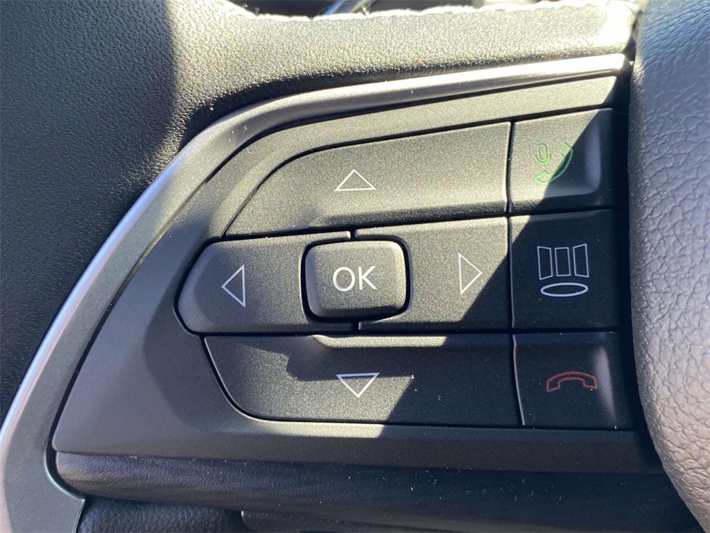 New 2025 Jeep Grand Cherokee L Laredo image 23