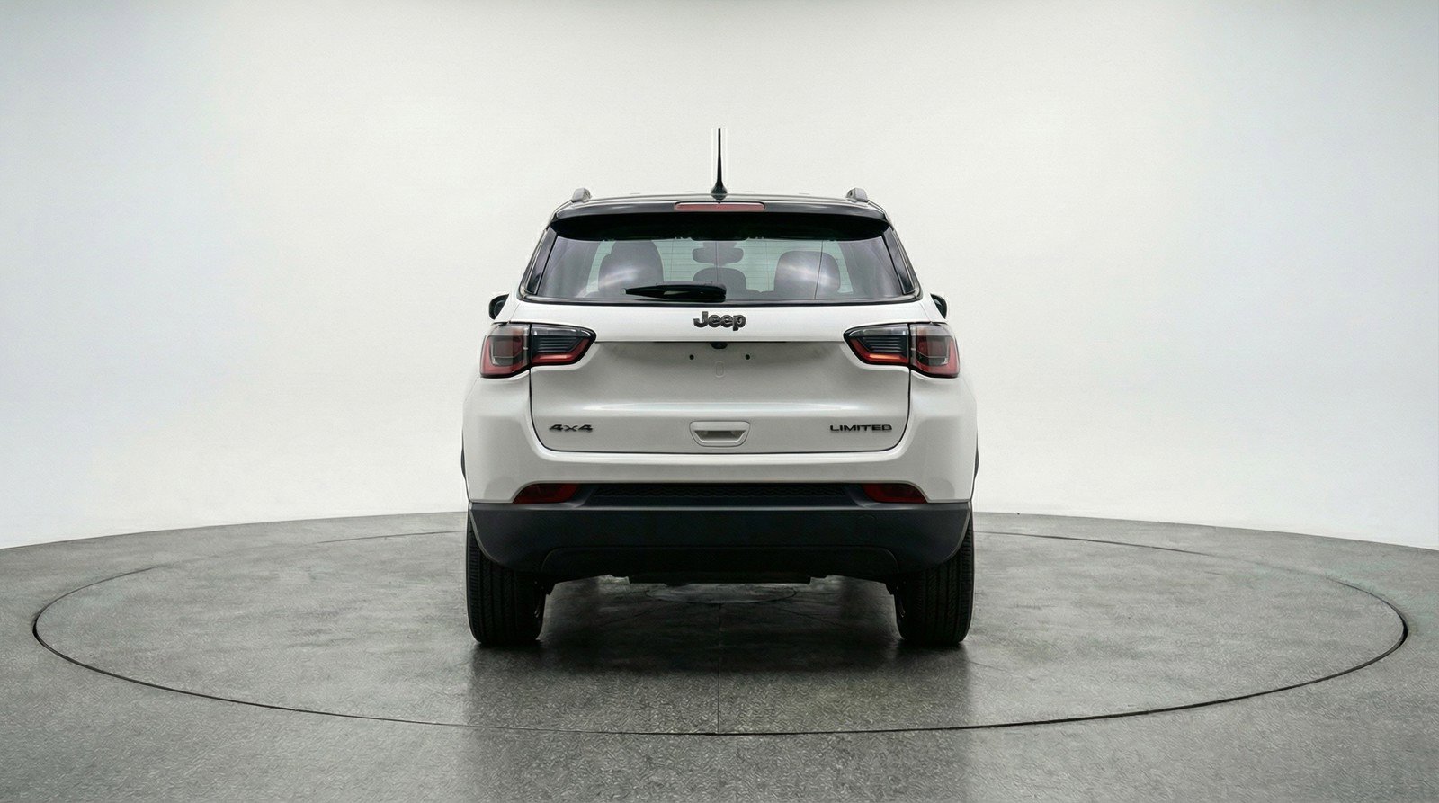 Used 2025 Jeep Compass Limited image 7