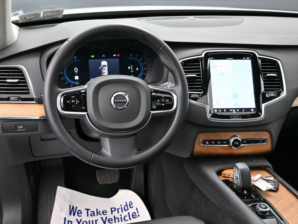 Used 2024 Volvo XC90 B5 Plus image 31