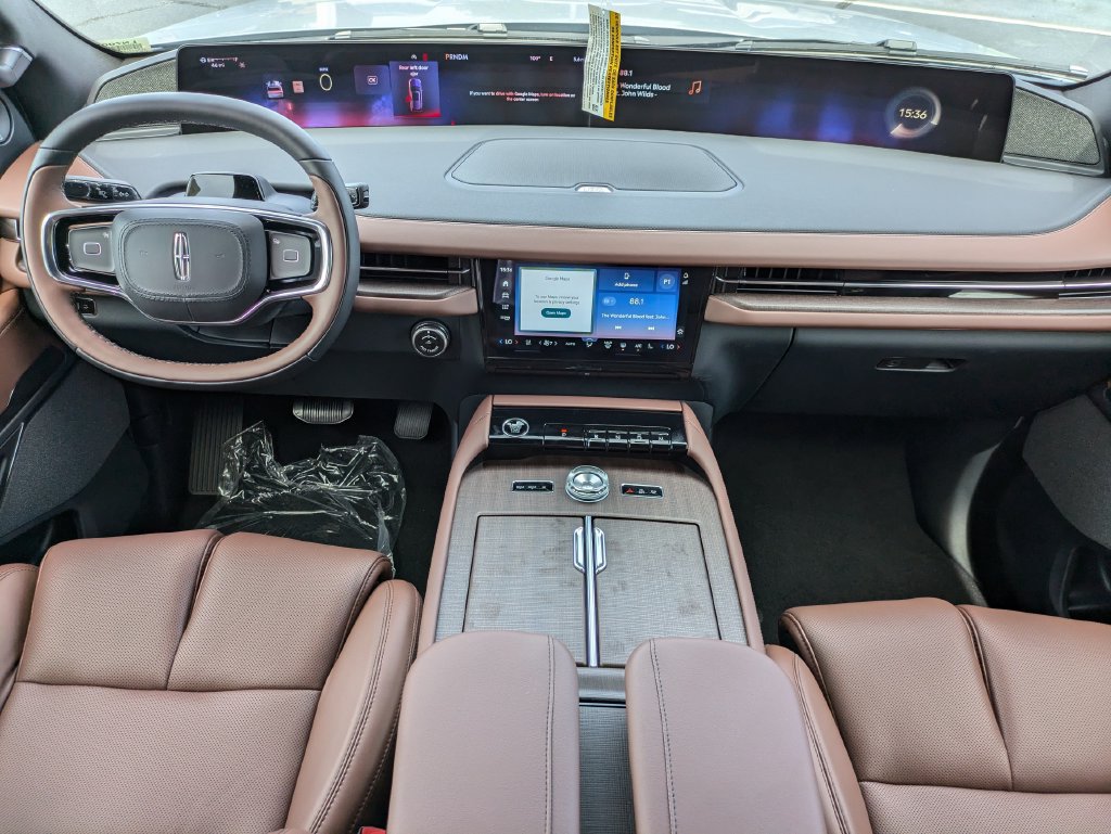 New 2027 Lincoln Navigator Reserve AWD/4WD image 16