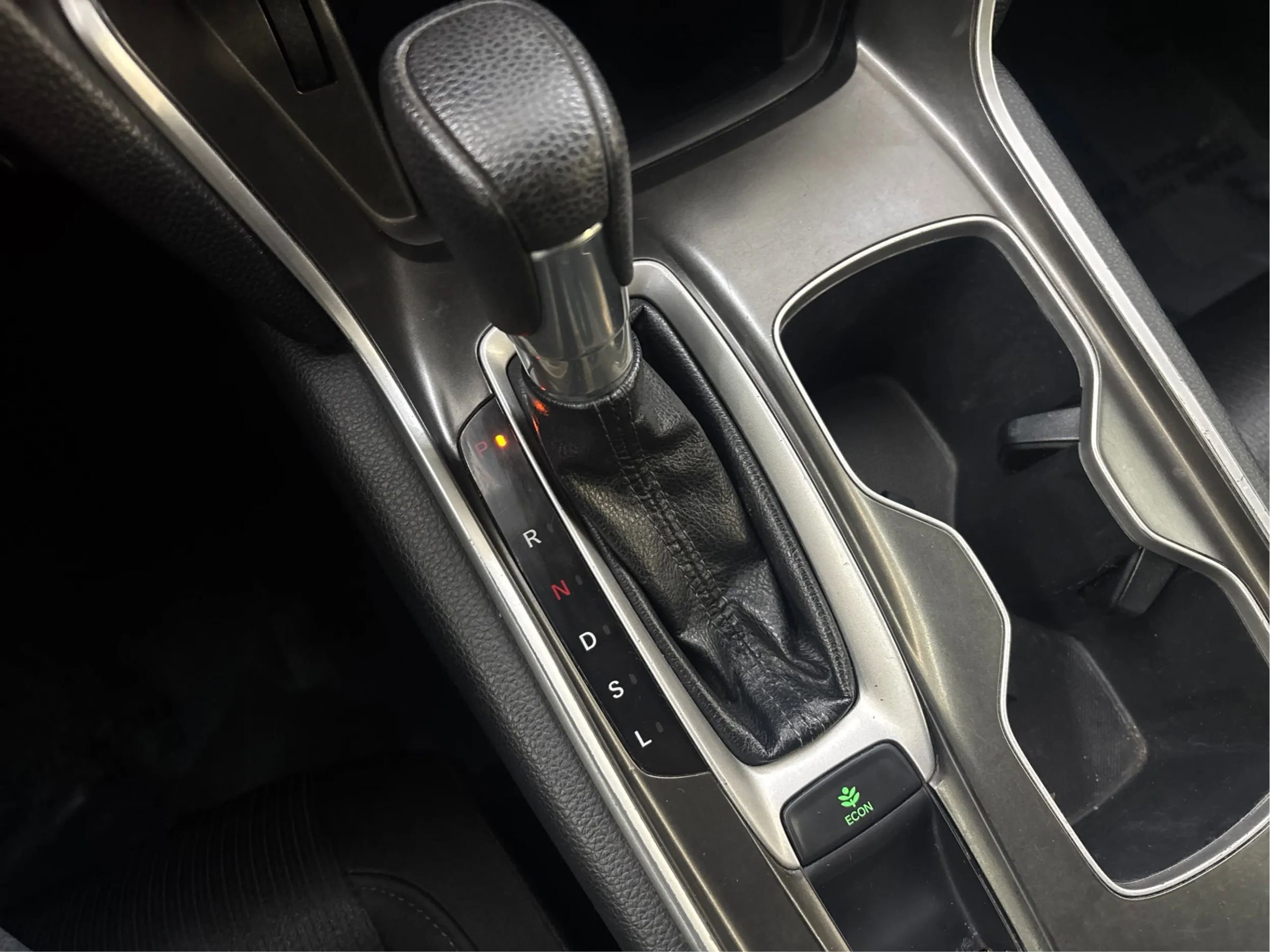 Used 2018 Honda Accord LX image 43