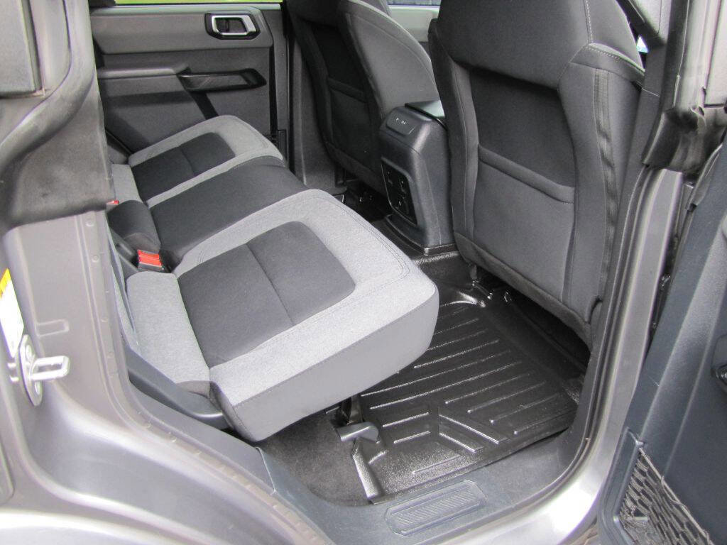 Used 2023 Ford Bronco Big Bend image 19