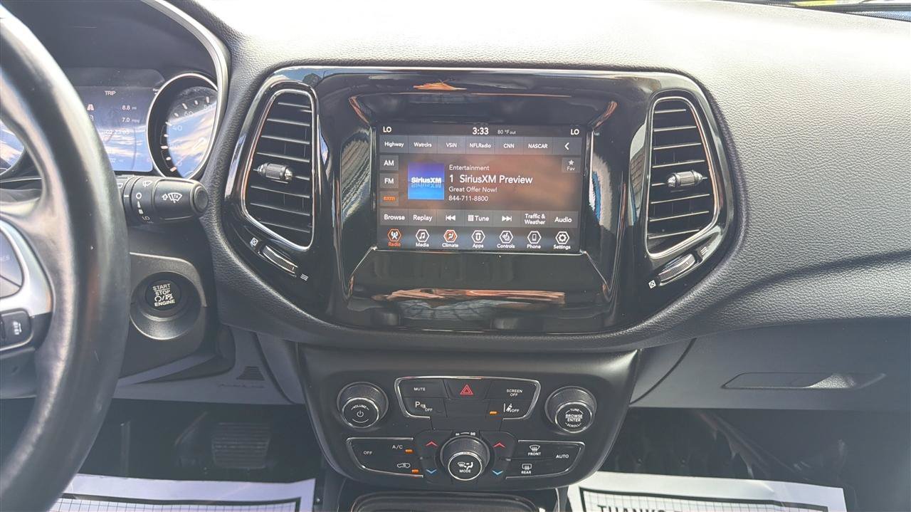 Used 2021 Jeep Compass Latitude AWD/4WD image 21