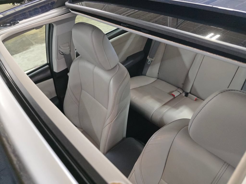 Used 2014 Toyota Avalon Limited FWD image 21