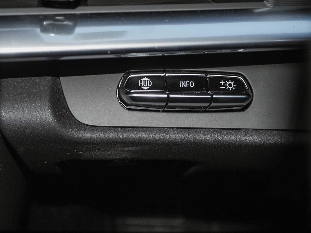 Certified 2023 Chevrolet Corvette Stingray Preferred Cpe w/ Engine Appearance Package image 28