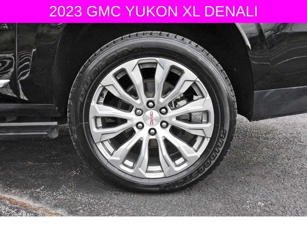 Used 2023 GMC Yukon XL Denali image 32