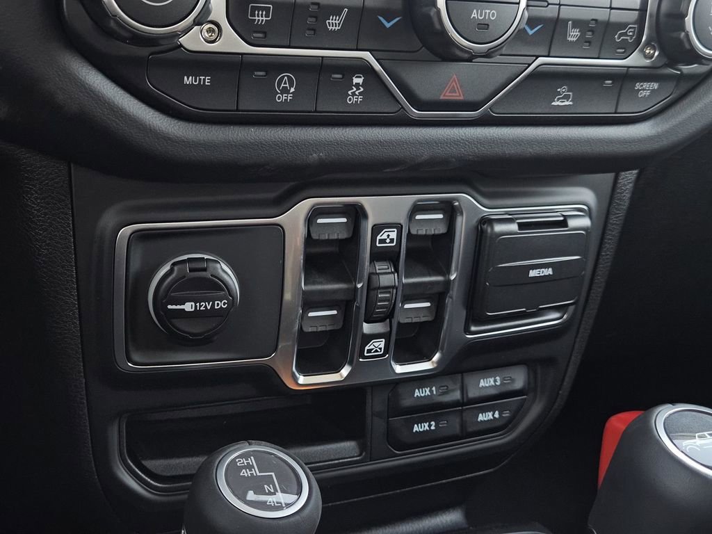 New 2026 Jeep Gladiator Sport AWD/4WD image 24