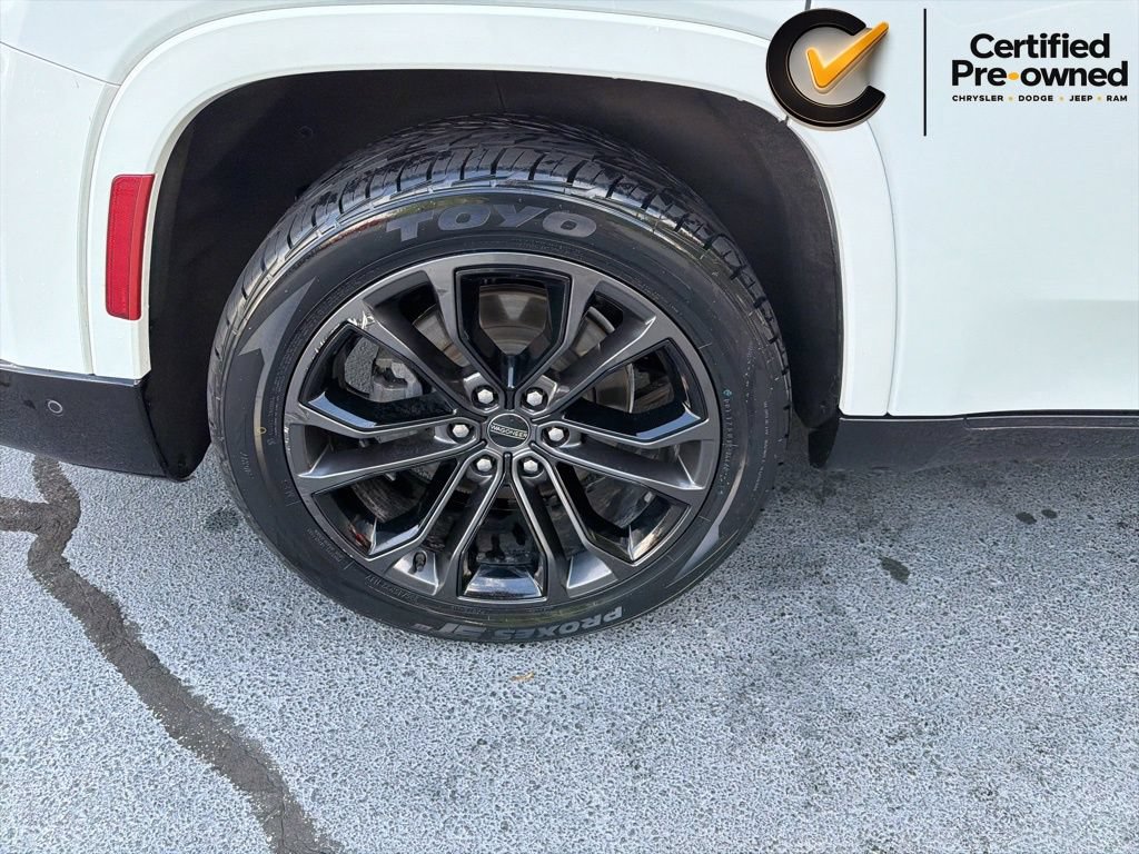 Certified 2023 Jeep Grand Wagoneer Series II AWD/4WD image 19