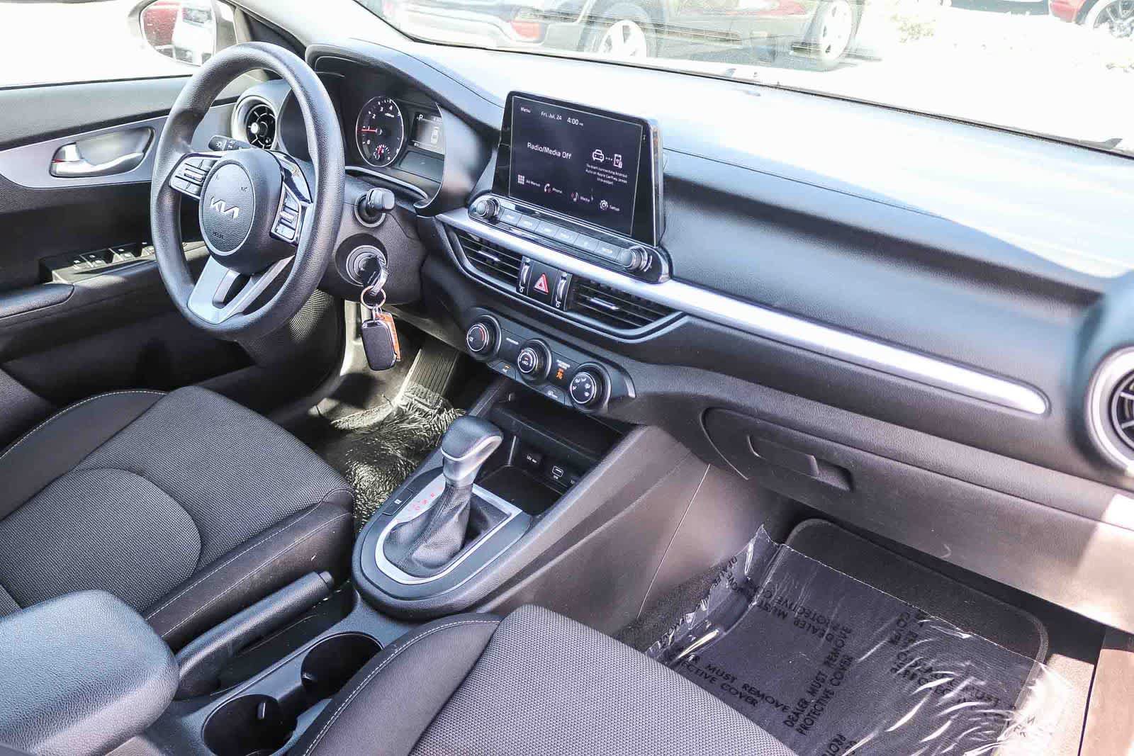 Used 2022 Kia Forte Sedan FWD image 16