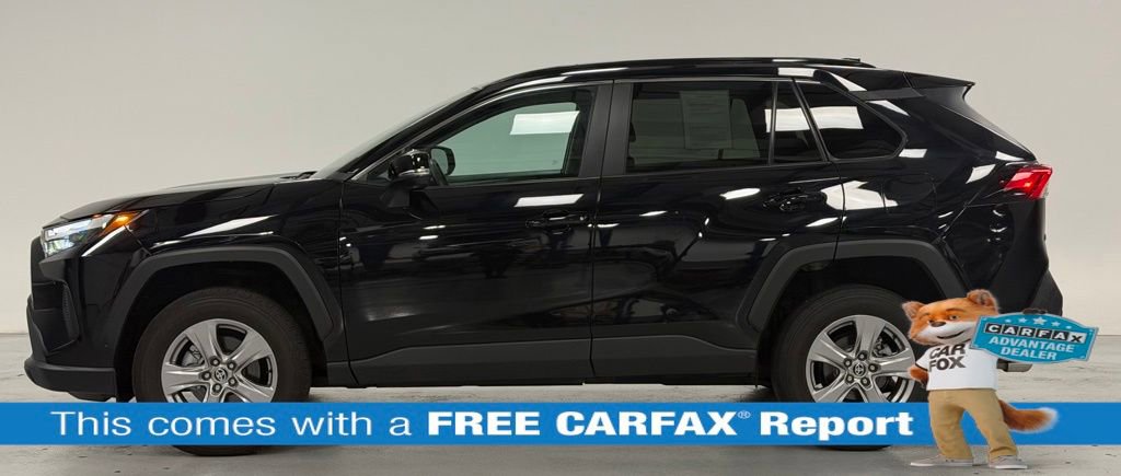 Used 2024 Toyota RAV4 XLE image 2