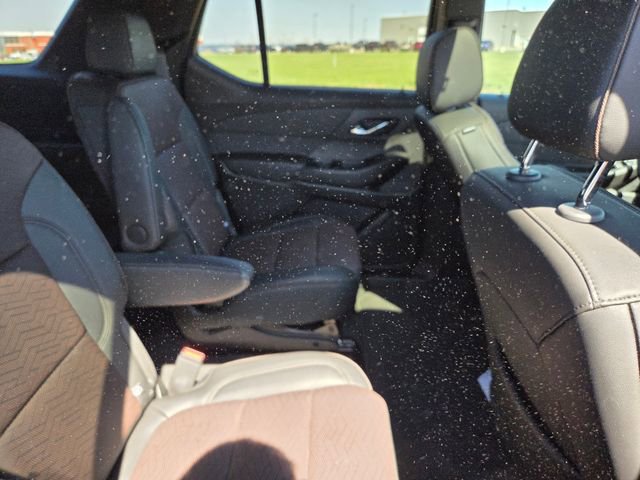 Used 2023 Chevrolet Traverse High Country AWD/4WD image 39
