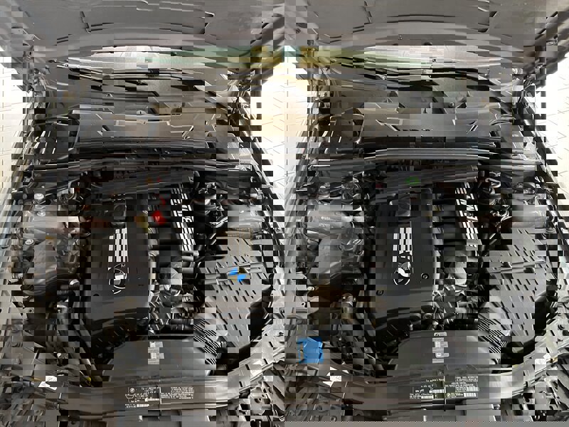 Used 2011 BMW 328i xDrive Coupe image 30