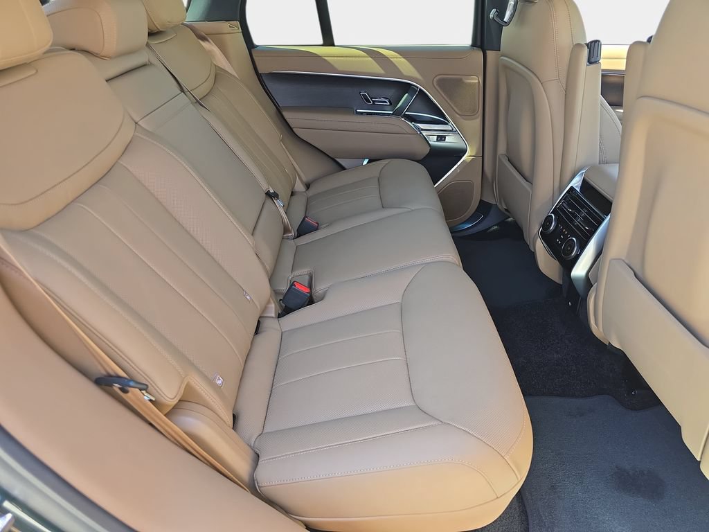 New 2026 Land Rover Range Rover SE AWD/4WD image 11