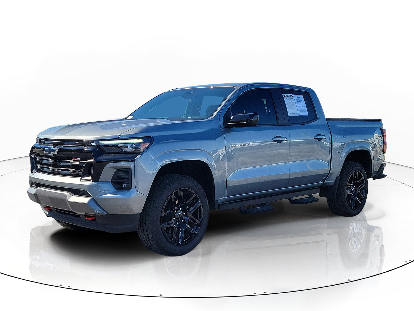 Used 2024 Chevrolet Colorado Z71 w/ Advanced Trailering Package AWD/4WD image 3