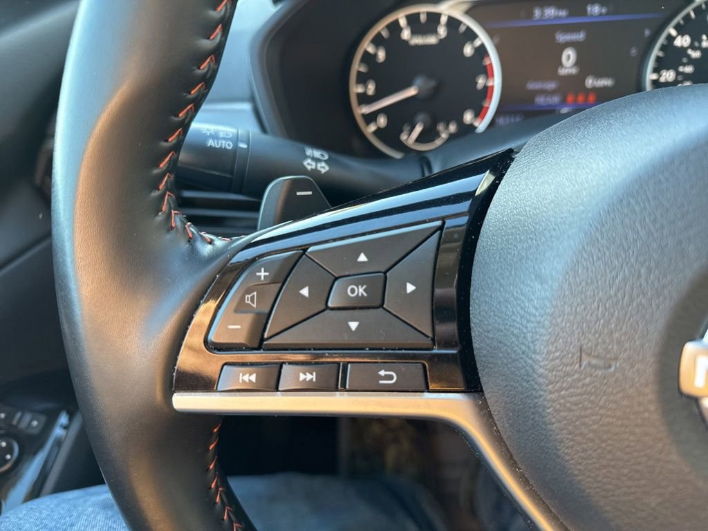 Used 2025 Nissan Altima 2.5 SR image 44