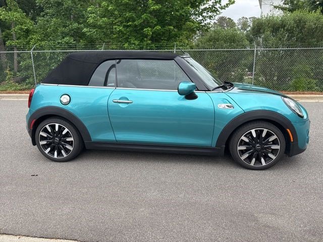Used 2021 MINI Cooper S FWD image 4