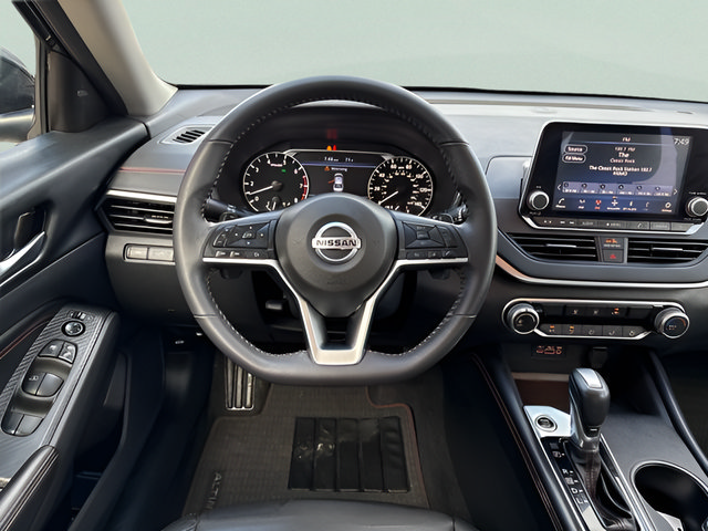 Used 2022 Nissan Altima 2.5 SR FWD image 19