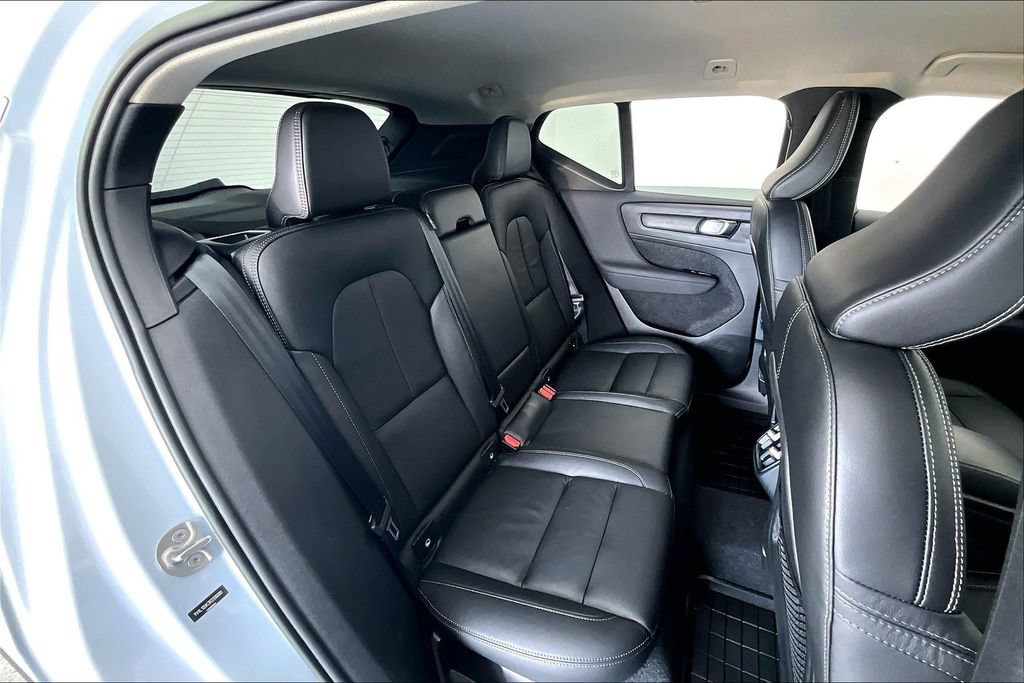 Certified 2024 Volvo XC40 B5 Core w/ Protection Package Premier AWD/4WD image 34