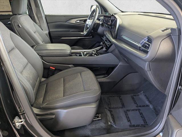 Used 2024 Chevrolet Traverse LT image 18