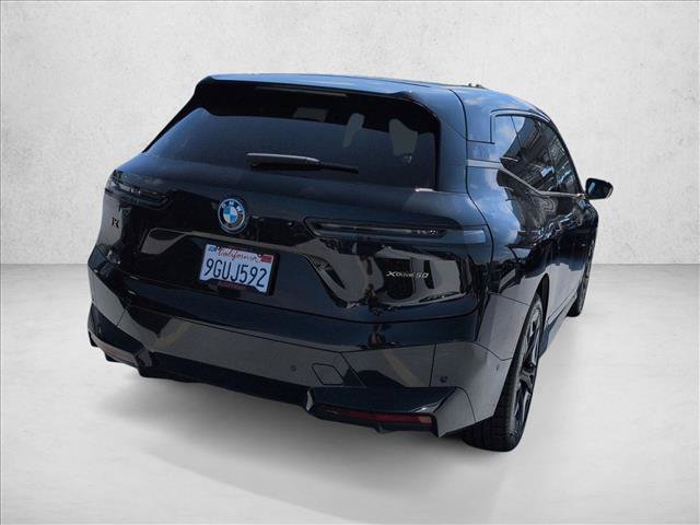 Used 2024 BMW iX xDrive50 w/ Premium Package AWD/4WD image 5